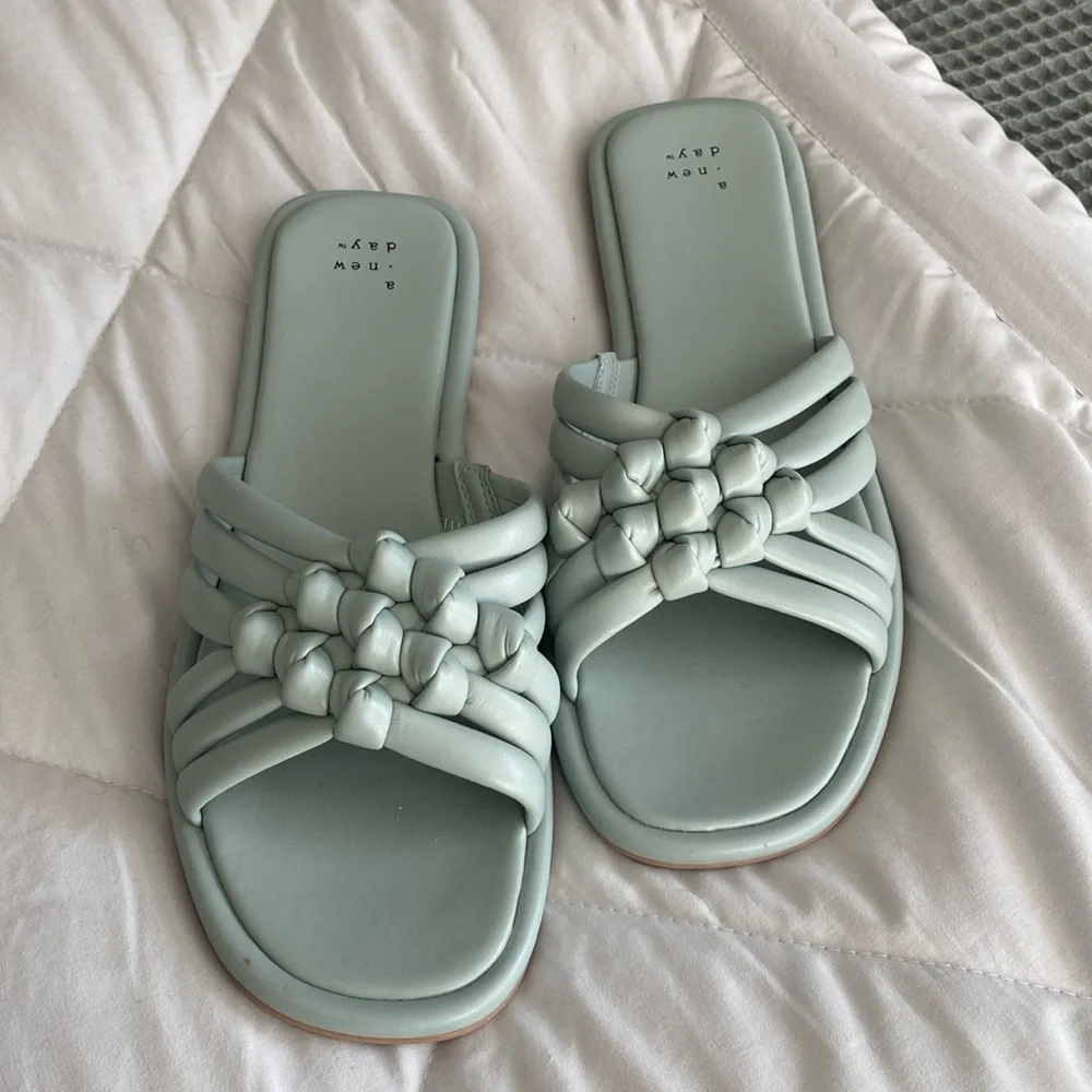 π A New Day dress sandal, padded sole. WOT 9.5 - Picture 1 of 9